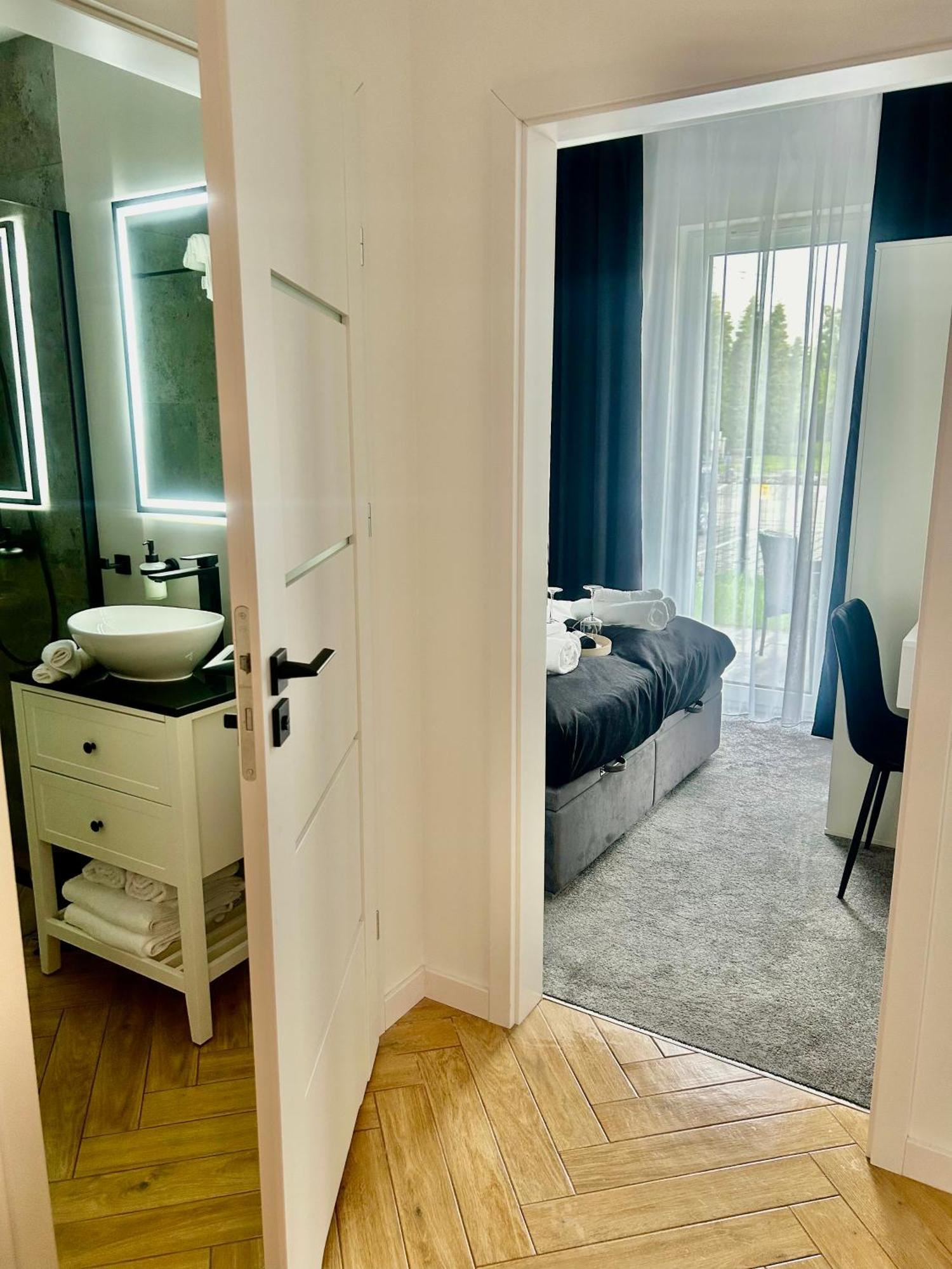 Ds Apartamenty Jasminowa Zator Bagian luar foto